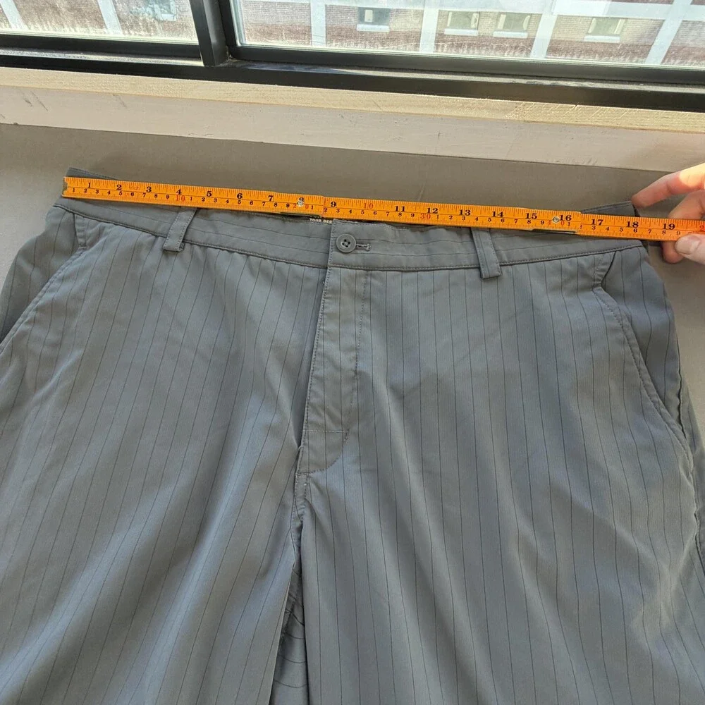 Nike Golf Dri-FIT Pants Mens 36x32 Gray Pinstripe Performance Khakis Stretch